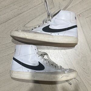 Nike High-Top White and Gray Sneakers